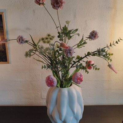 Luftig buket i rosa